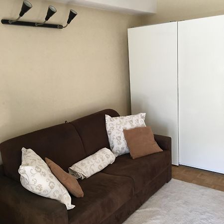 Апартаменты Studio Meuble Шарантон-ле-Пон Экстерьер фото
