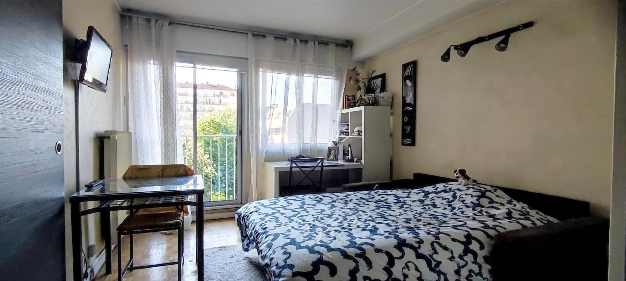 Апартаменты Studio Meuble Шарантон-ле-Пон Экстерьер фото